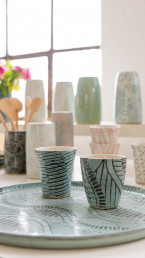 Keramik von Nicole Thoss, Inhaberin des Keramik Kombinats